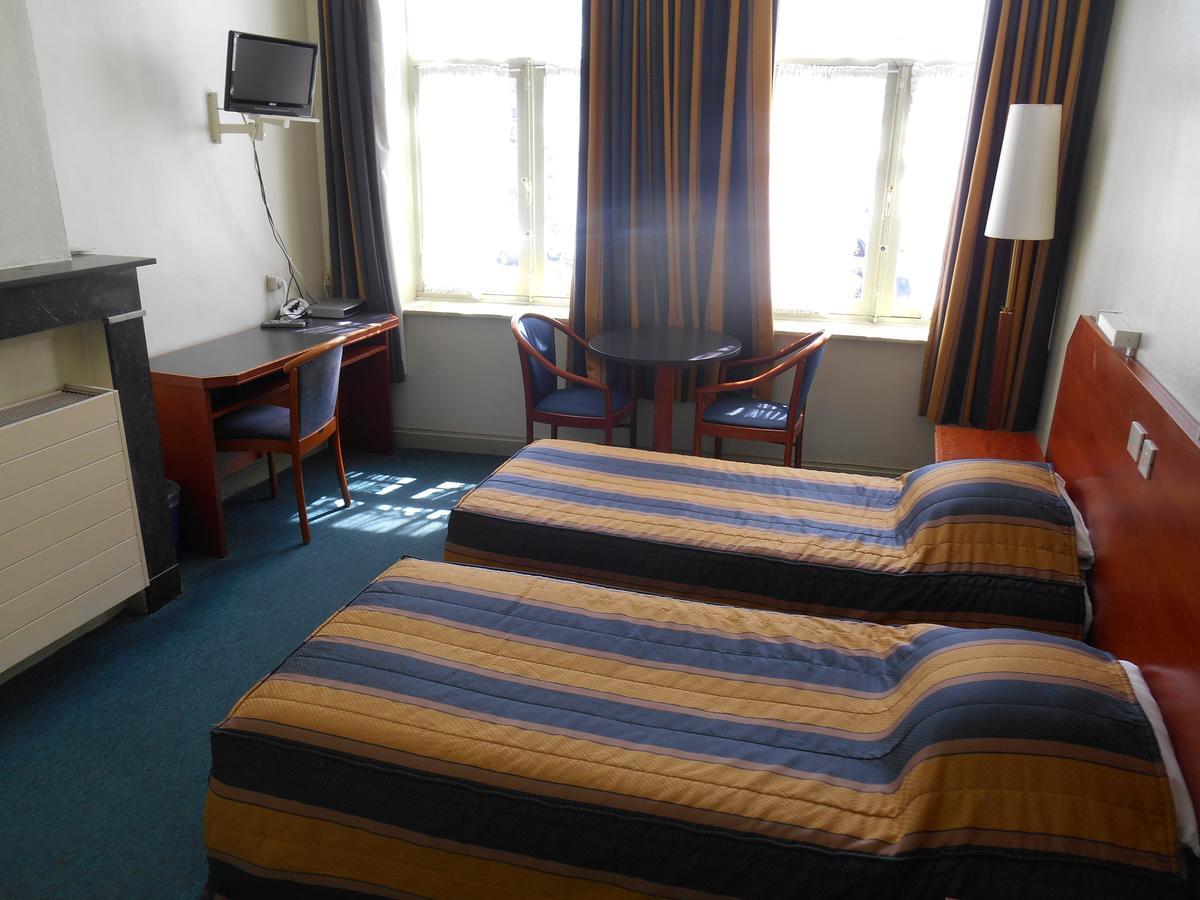 Hotel Old Tom イープル エクステリア 写真